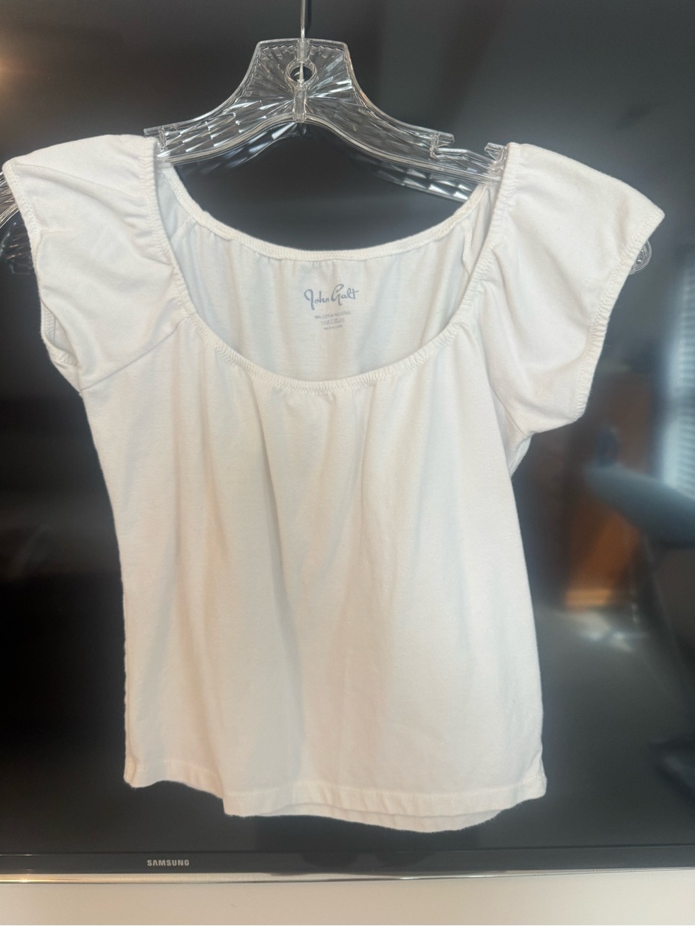 Brandy Melville White Scoop Neck Flutter Sleeve Top